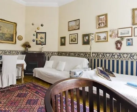 Elizabeth Apartment *